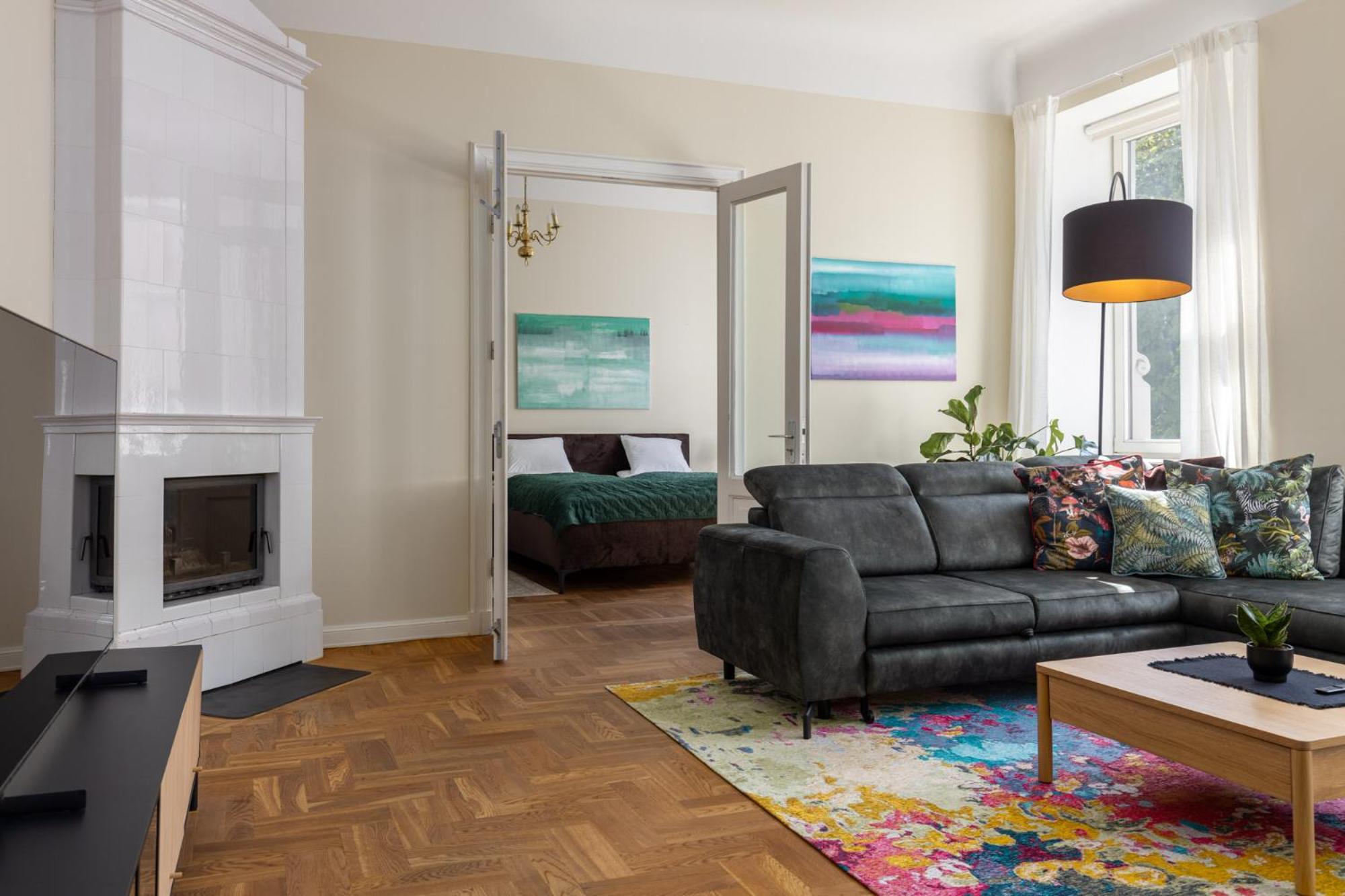 K1820 Family Apartment *