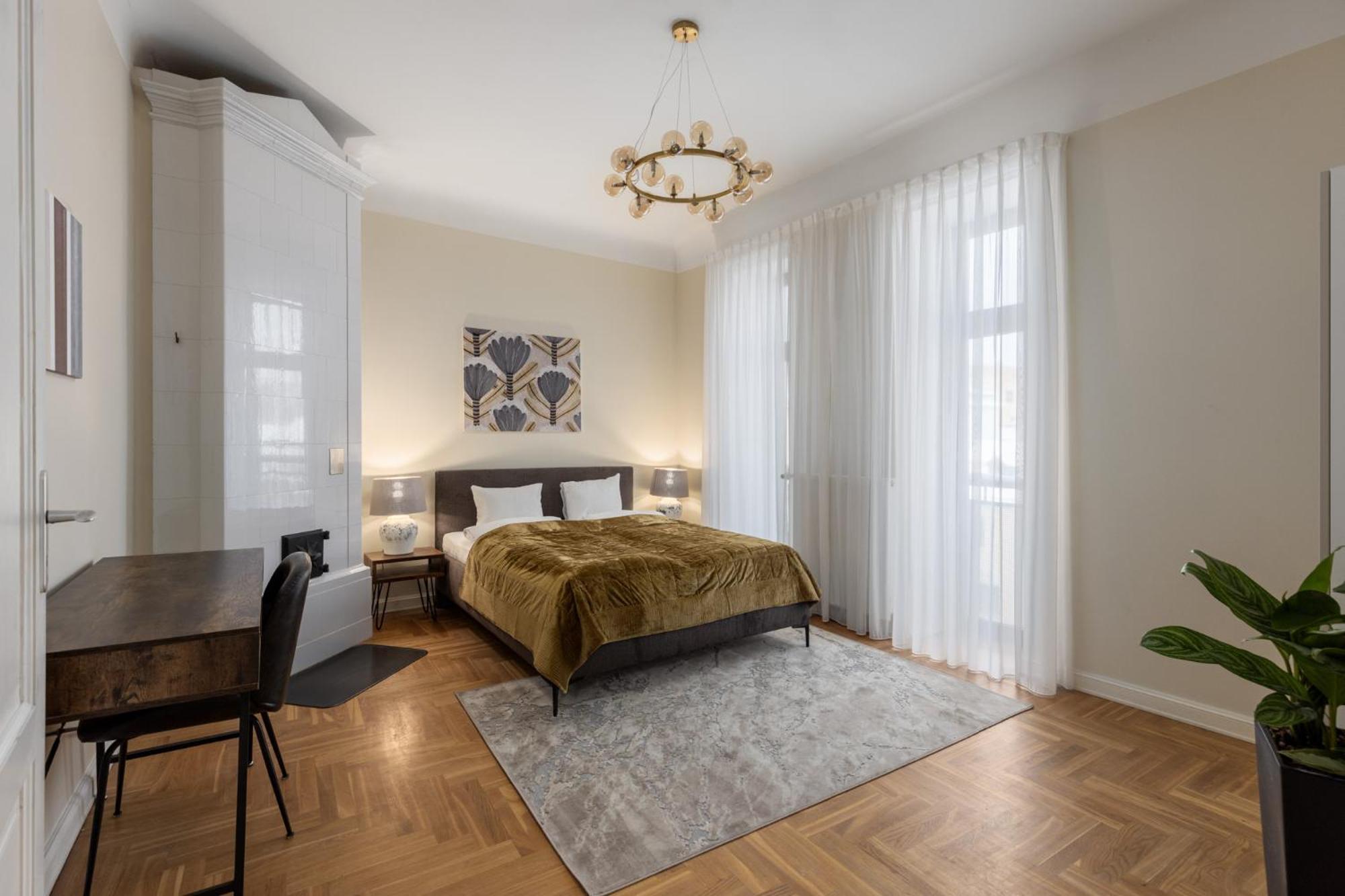 K1820 Family Apartment *